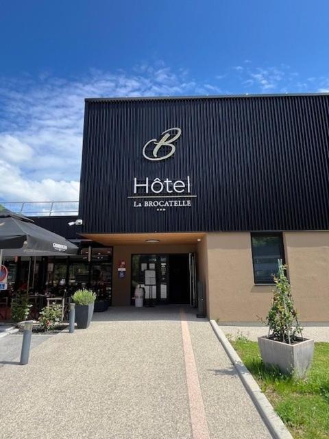 Hotel Restaurant Akena Molinges - La Brocatelle Saint-Claude Exterior foto
